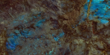 00125744